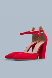 Γόβα Suede Ελληνικής Κατασκευής μυτερή με χοντρό τακούνι – Κόκκινο