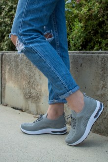 Sneakers κάλτσα με κορδόνια - Γρκίζο