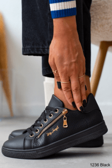 Sneakers με διακοσμητικό φερμουάρ στο πλαϊνό μέρος - Μαύρο