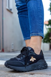 Γυναικεία Sneakers με Χρυσή Διακόσμηση Μαύρο