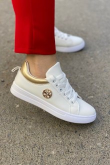 Γυναικεία Sneakers με μεταλλικό διακοσμητικό Λευκό /Χρυσό