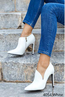 Μποτάκια αστραγάλου με λεπτό τακούνι - Λευκό