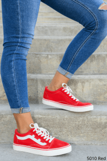 Sneakers πάνινα basic με κορδόνια Κόκκινο