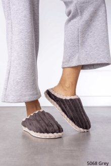 Παντόφλες Γούνινες - Γκριζο