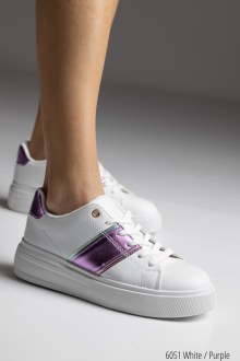 Sneakers με Μωβ Λεπτομέρεια - Λευκό/Μωβ