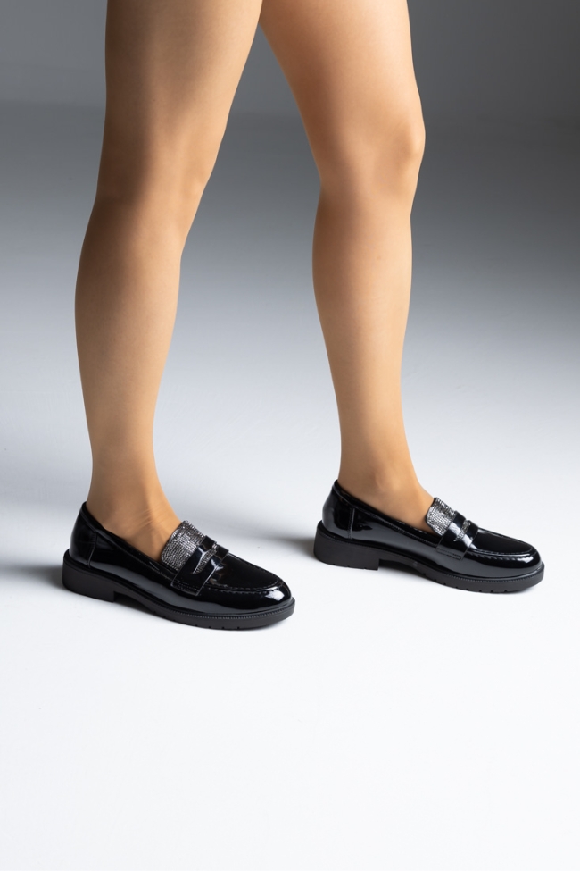 Μοκασίνια λουστρίνι με διακοσμητικό strass - Μαύρο - Image 3