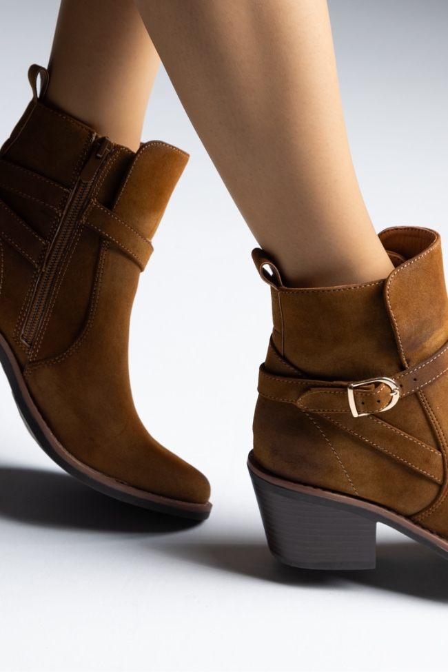 Μποτάκι Cowboy suede με διακοσμητικό λουράκι - Κάμελ - Image 4