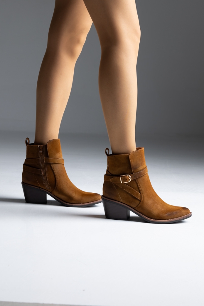 Μποτάκι Cowboy suede με διακοσμητικό λουράκι - Κάμελ - Image 3