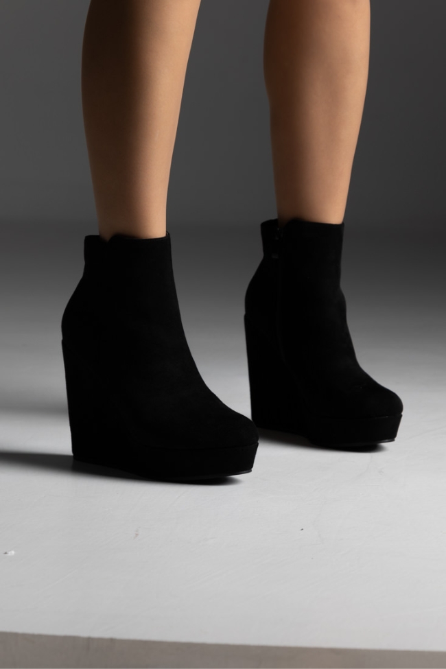 Μποτάκια suede με πλατφάρμα - Μαύρο - Image 2