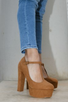 Γόβες με Μπαρέτα - Κάμελ