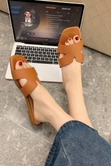 Flat Σανδάλια με Ανοίγματα στο Πλάι - Κάμελ