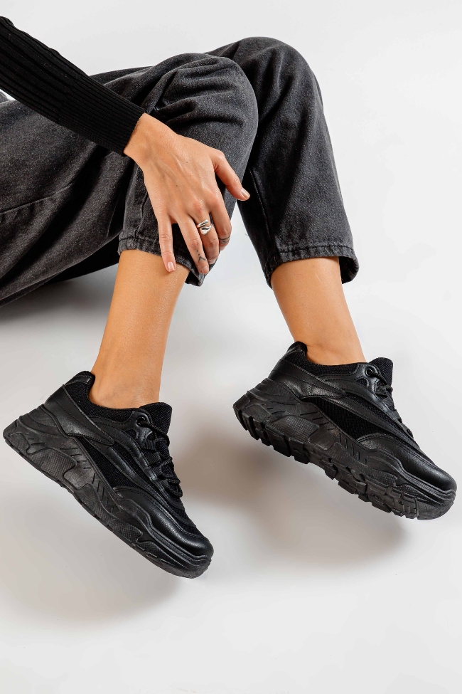 Γυναικεία Sneakers Chunky – Μαύρο