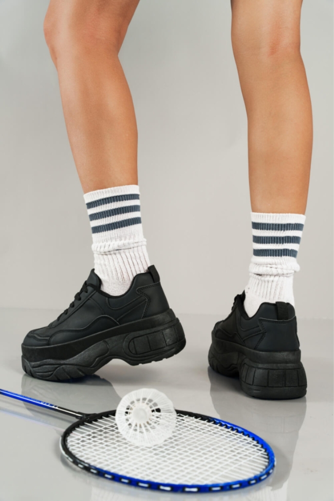 Chunky sneakers με ιδιαίτερη σόλα - Μαύρο - Image 3