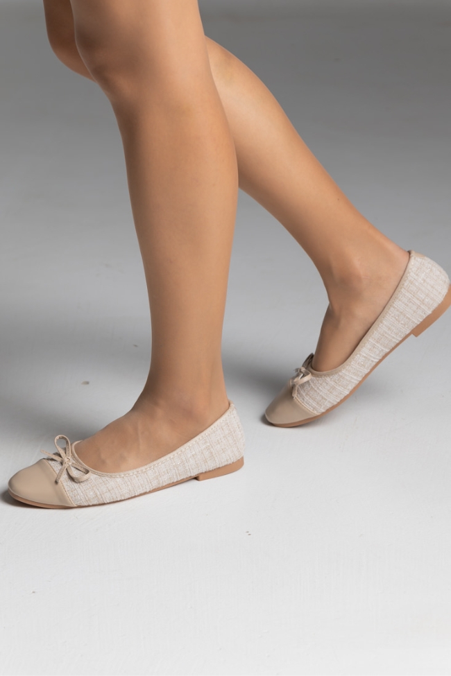 Μπαλαρίνες σε δερματίνη με υφασμάτινες λεπτομέρειες και διακοσμητικό φιόγκο - Μπέζ - Image 4