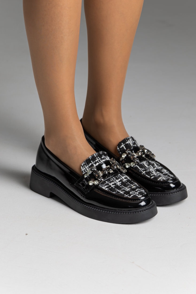 Γυναικεία loafers με σχέδιο από πέτρες στο πάνω μέρος - Μαύρο / Λευκό - Image 8