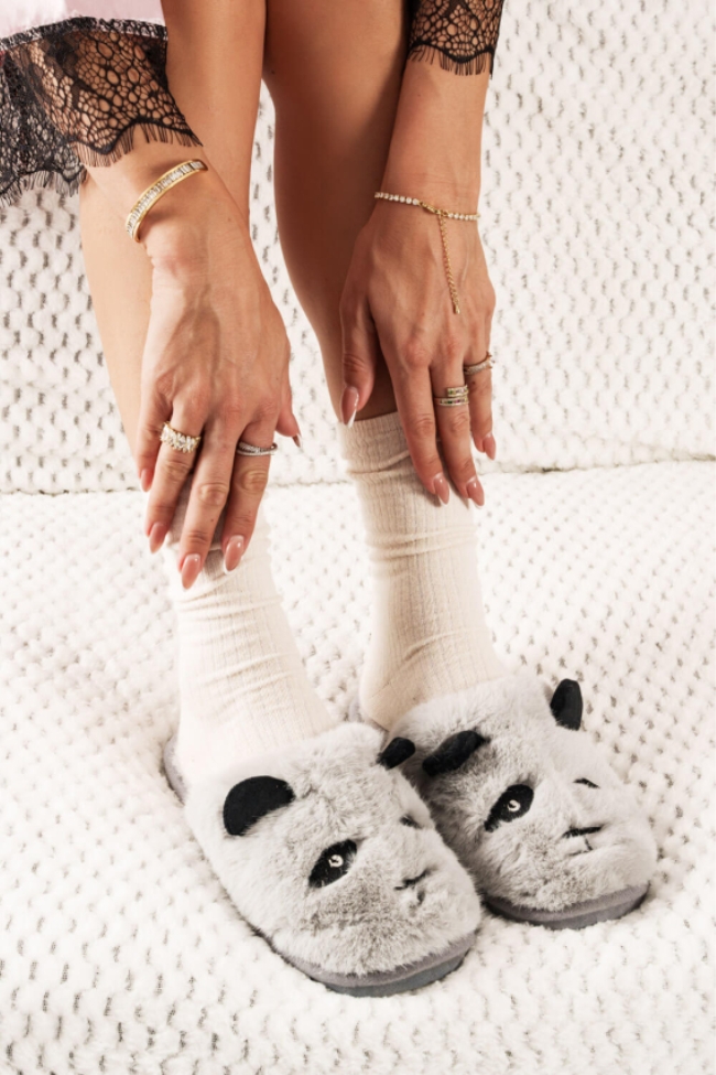 Γούνινες Παντόφλες Panda – Γκρίζο - Image 2