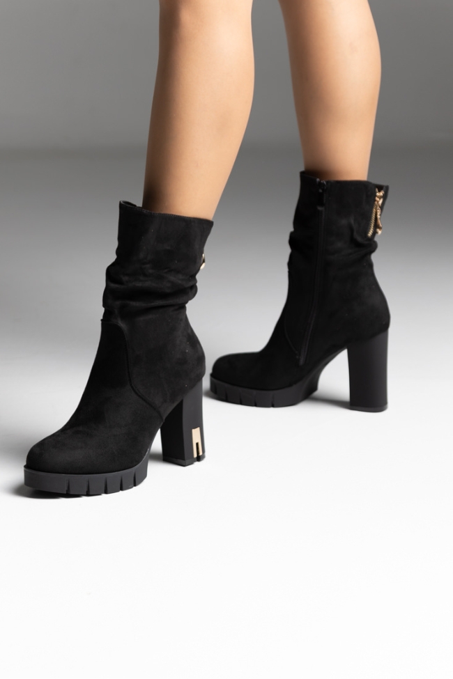 Μποτάκια με χρυσή λεπτομέρεια και διακοσμητικό χρυσό φερμουάρ στο πίσω μέρος - Μαύρο - Image 3