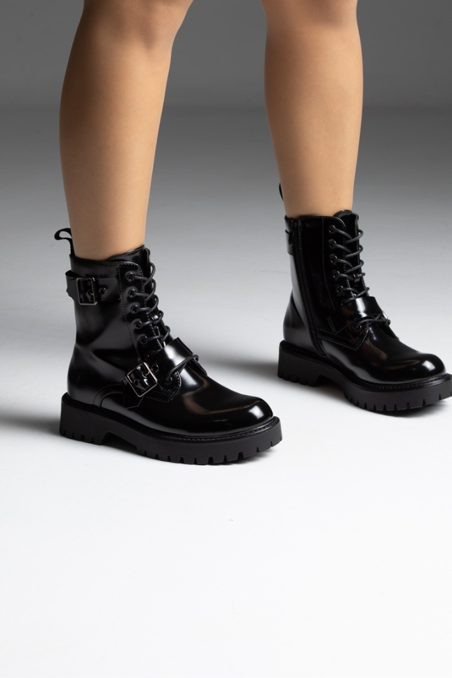 Αρβυλάκια γυναικεία με διακοσμητικές αγκράφες - Μαύρο - Image 4