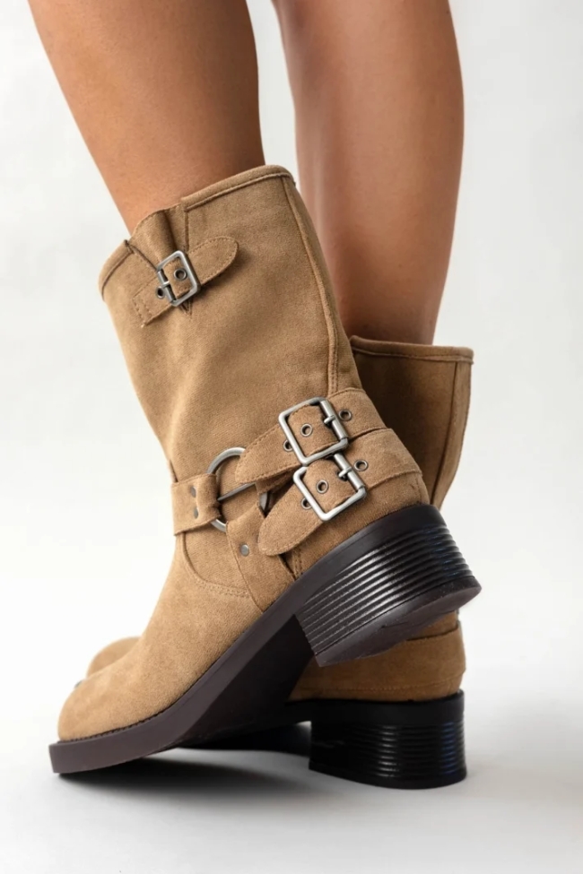 Μποτάκια biker suede με κρίκο - Μπέζ