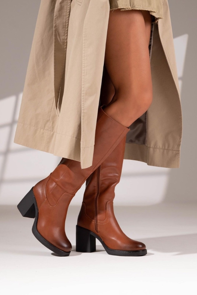 Μπότα με καρέ μύτη & χοντρό τακούνι - Κάμελ