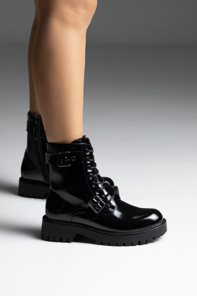 Αρβυλάκια γυναικεία με διακοσμητικές αγκράφες - Μαύρο - Image 2