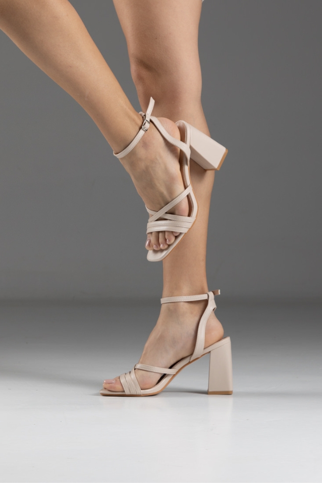 Πέδιλα με Πολλαπλά λεπτά Λουράκια - Μπεζ - Image 2