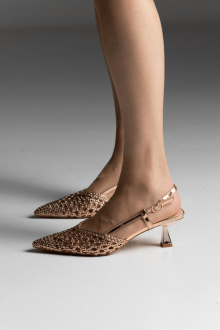 Γόβες Slingback Μυτερές με Πλεκτό Σχέδιο - Σιαμπανί