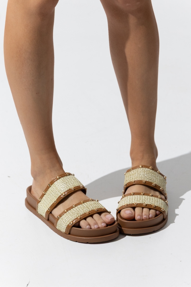 Σανδάλια Flatform με πάτο fussbett και διακοσμητικά τρουκς - Κάμελ - Image 3