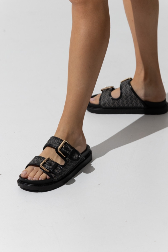 Ανατομικά Σανδάλια Flatform με λεπτομέρειες ψάθας και χρυσές αγκράφες - Μαύρο - Image 3