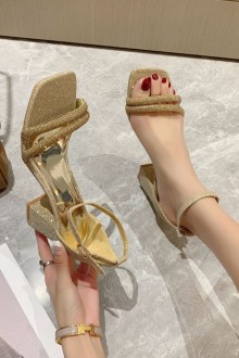 Πέδιλο με διπλό λουράκι strass στα δάχτυλα και glitter - Χρυσό