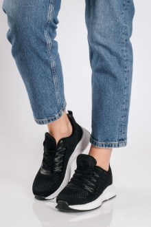 Γυναικείο υφασμάτινο running sneaker Μαύρο