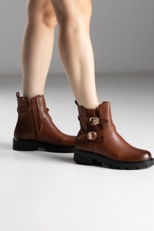 Μποτάκια δερματίνη με λάστιχο και διακοσμητικά λουράκια - Κάμελ