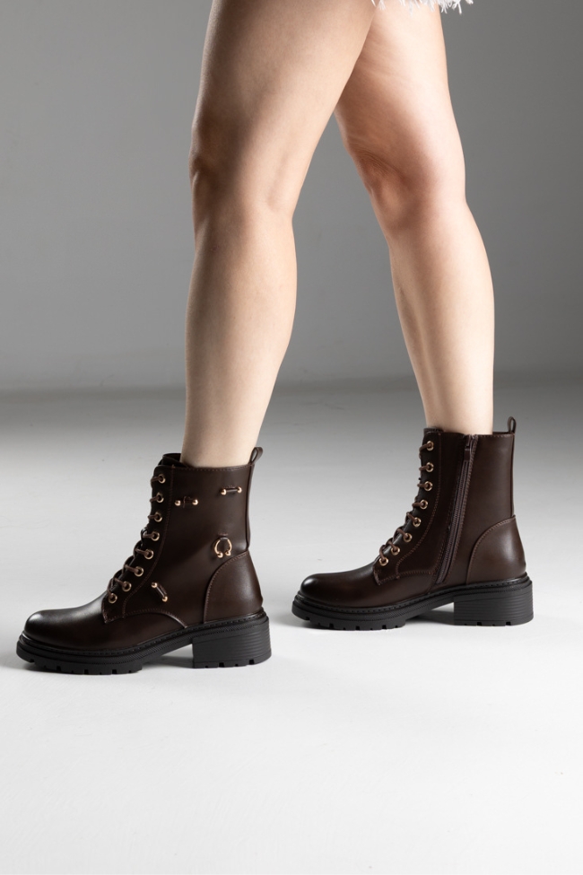 Αρβυλάκια δερματίνη σε μαύρο χρώμα με μεταλλικά στοιχεία - Καφέ - Image 3