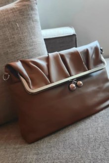 Τσάντα clutch ώμου αναδιπλούμενη – Κάμελ