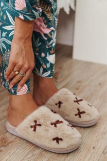 Παντόφλες με Επένδυση και Διακοσμητικούς Φιόγκους – Μπεζ