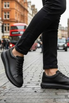 Ανδρικό αθλητικό δίσολα με κορδόνια - Μαύρο