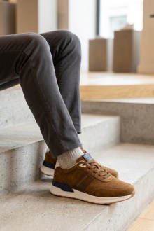 Ανδρικά casual sneakers με κορδόνια – Κάμελ