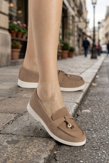 Μοκασίνια με Διακοσμητικό – Σκούρο Μπεζ