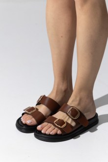 Σανδάλια Flatform με μαλακό πάτο - Καφέ