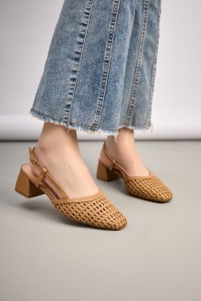 Γόβες Slingback με Πλεκτό – Κάμελ