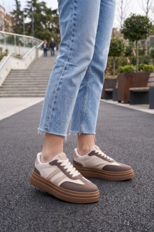 Γυναικεία Μπεζ Σουέτ Sneakers Πλατφόρμα με Καφέ Λεπτομέρειες