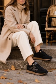 Γυναικεία Suede Sneakers Μαύρο με Memory Foam Πάτο